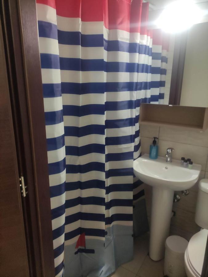 G M 3 Rooms Kentpo In The Heart Of The City Larissa Exterior photo