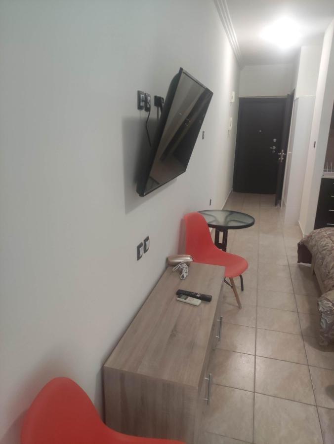 G M 3 Rooms Kentpo In The Heart Of The City Larissa Exterior photo
